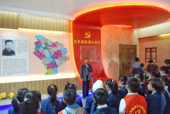 【延会巡礼】重温红色历史,坚定初心使命——宝坻区冯家庄村党史馆