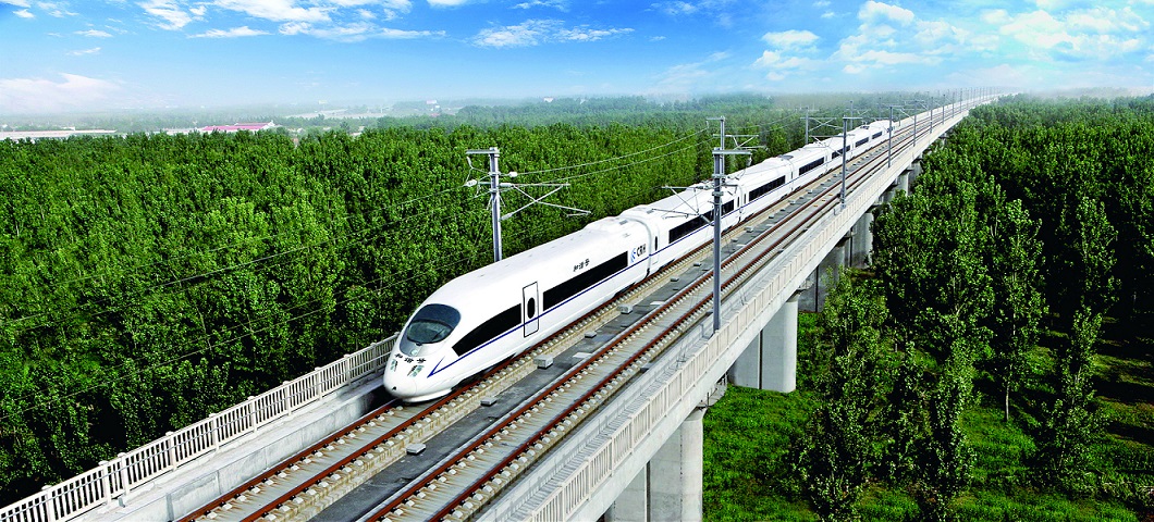中国中铁参建的中国第一条高速铁路京津城际.jpg